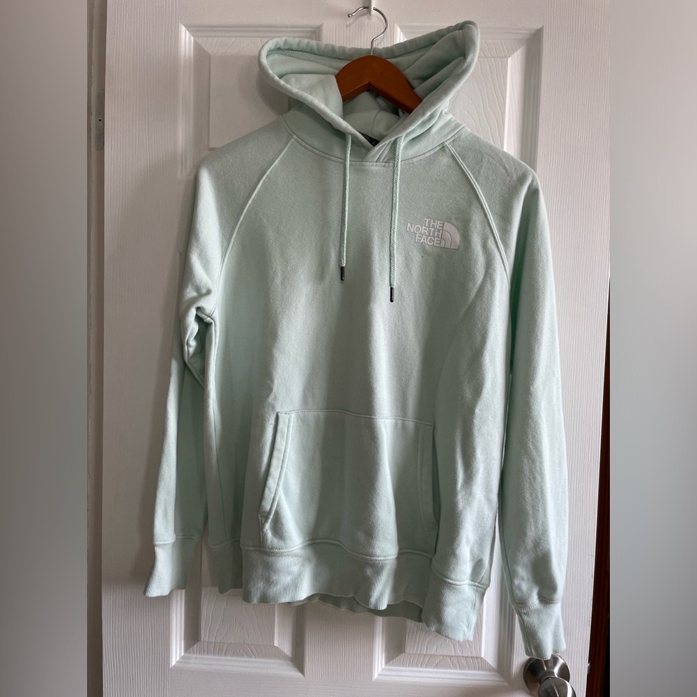 Women’s small northface hoodie